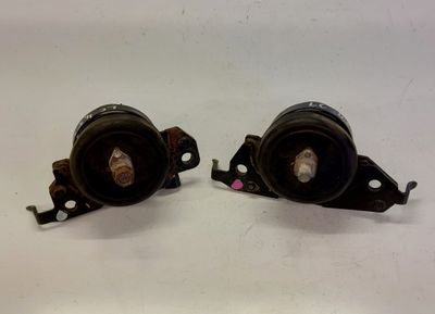 100831 P00220 P00147 Engine Mount right TOYOTA LAND CRUISER 200 (2007-2021)