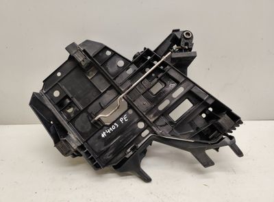 7L5941046 закрепване на фара десен PORSCHE CAYENNE I (2002-2010)