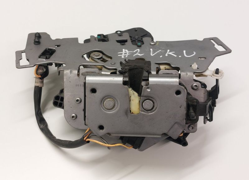 68030379AG 25000282 Sliding door lock left DODGE CARAVAN V (2007-2020)