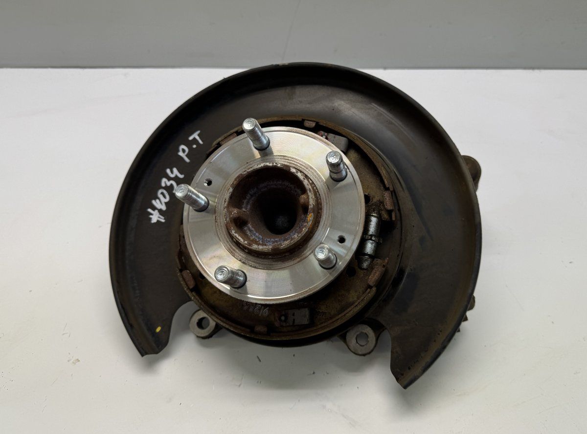 527202P000 Wheel bearing housing rear right KIA SORENTO II (XM) (2009-2015)