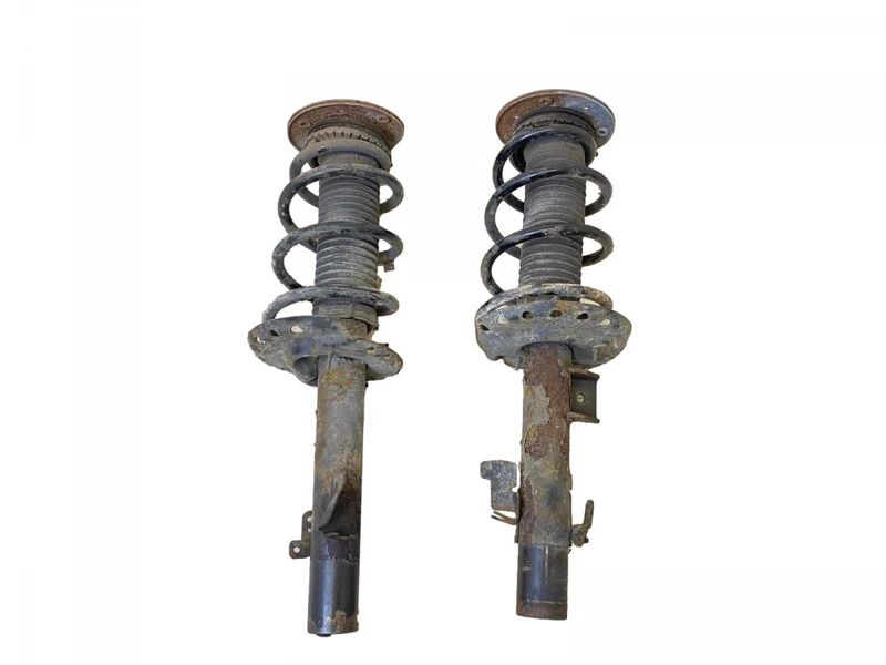 Suspension Leg Front Left LAND ROVER EVOQUE I (L538) (2011-2018)