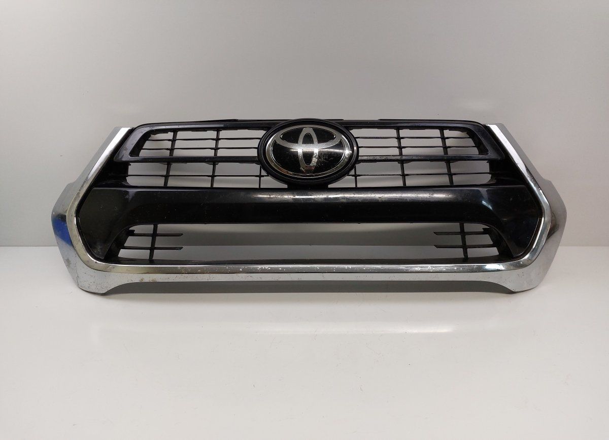 5311-0KB30 53110KB30 53121-0KA00 531210KA00 Radiator Grille TOYOTA HILUX VIII (AN110, AN120, AN130) (2015-)