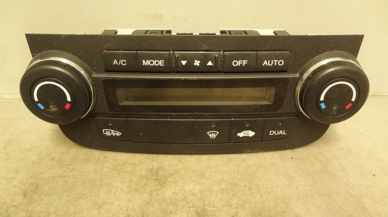 79600-SWY-E4 Heater control panel HONDA CR-V III (RE) (2006-2012)