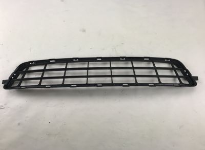 57731VA090 Решетка на предната броня централна SUBARU LEVORG I (VM) (2015-2020)
