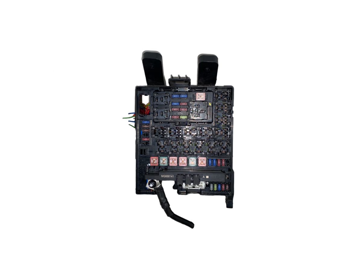 91313-2Y441 Fuse box HYUNDAI TUCSON II / ix35 I (LM) (2009-2017)