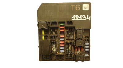 Fuse box NISSAN JUKE I (F15) (2010-2019)
