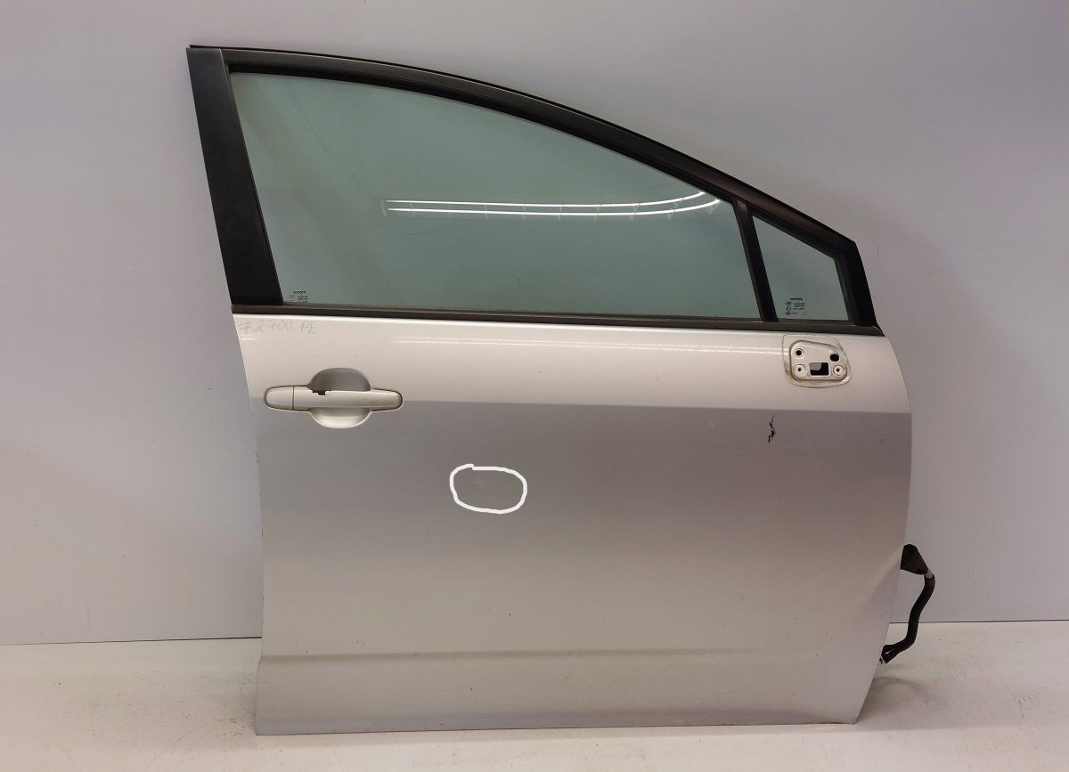 670010F010 Door Front Right TOYOTA COROLLA Verso II (AR10) (2004-2009)
