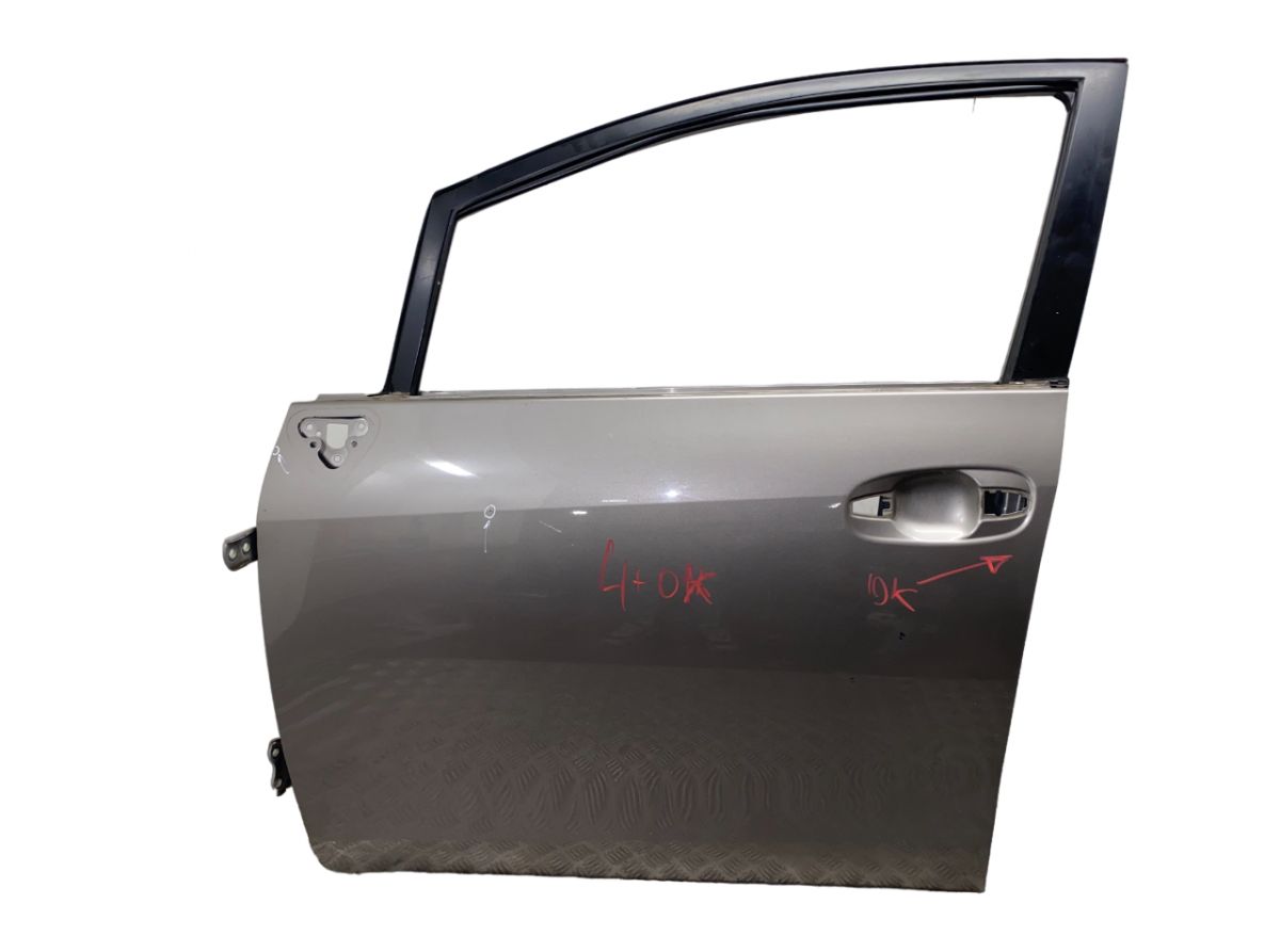 Door Front Left TOYOTA VERSO (AR20) (2009-2018)