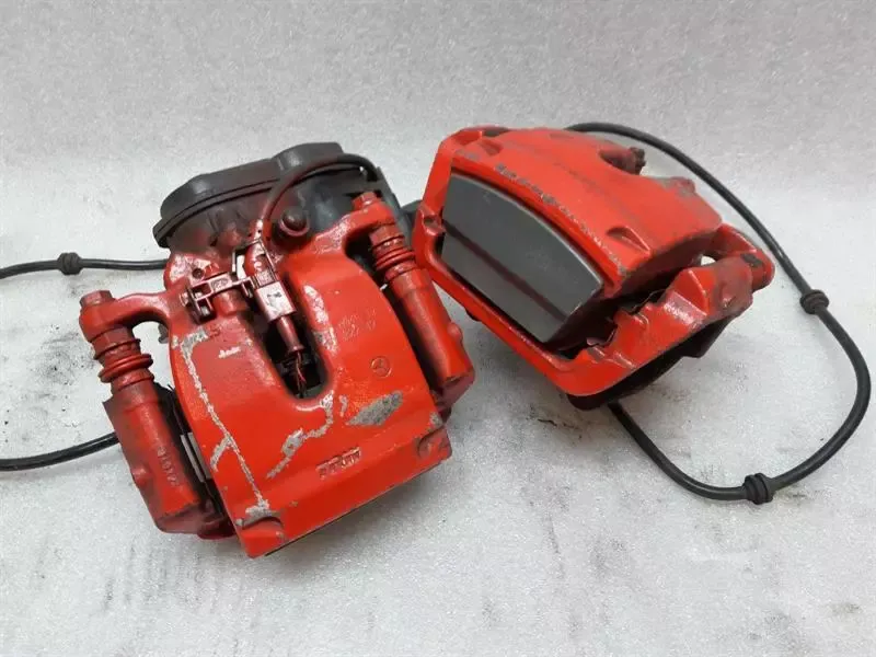 Mercedes S-class W222 W231 rear caliper set A2314230981 rear caliper set