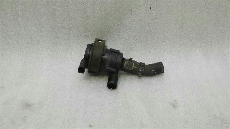 Porsche Panamera 970 additional cooling pump 7pp819610 coolant pump pump