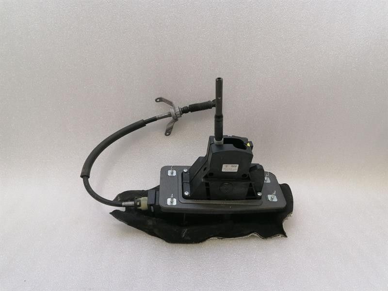 Porsche Macan 95B Gear Selector 95B713041D Gear Shift Linkage