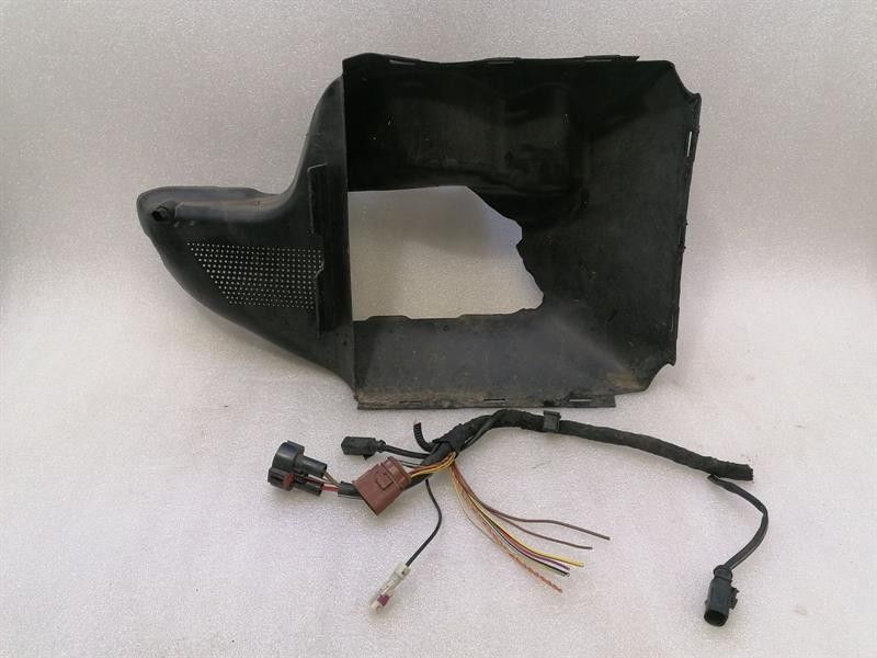 Porsche Cayman 718 982121334B air guide right