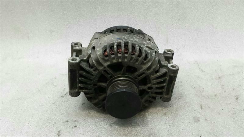 Mercedes E Class W207 E250 CDI Alternator A0141541102 Alternator 150A
