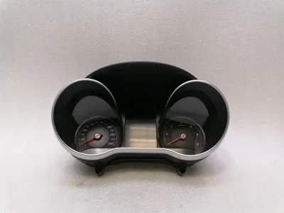 Mercedes C Class W205 Instrument Cluster A2059004618 Speedometer km/h