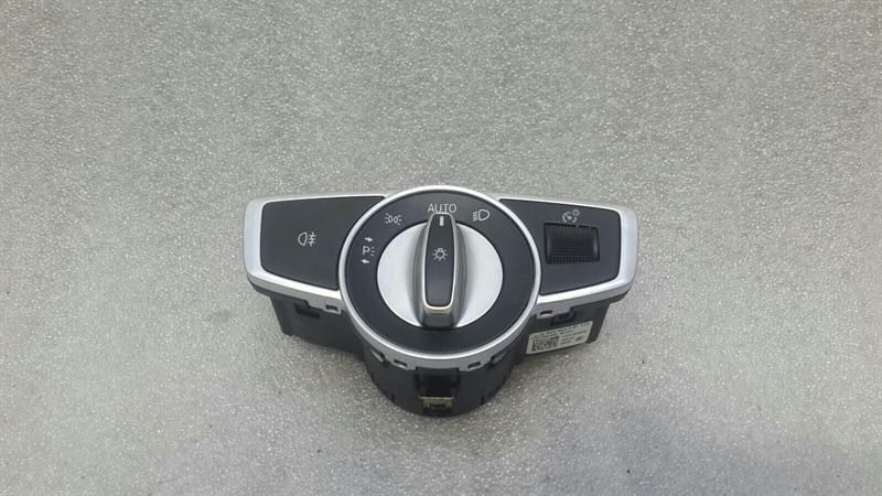 Mercedes C Class W205 Headlight Switch A2059051810 Light Switch.