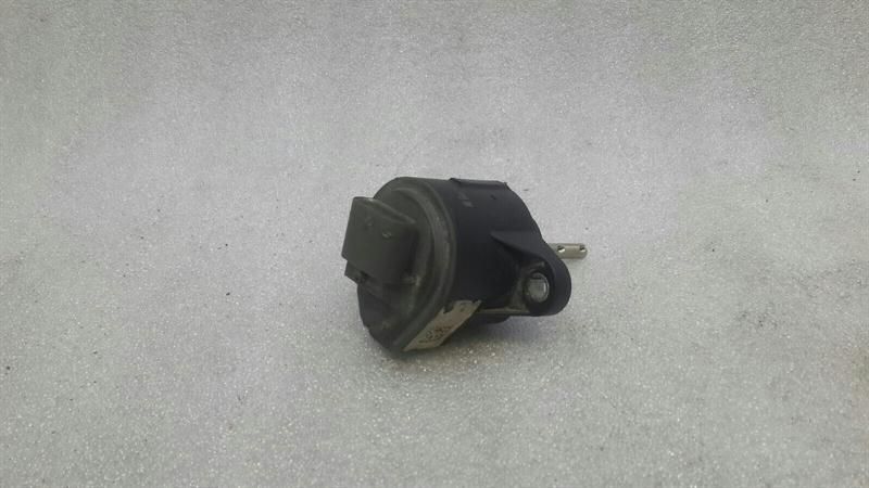 Mercedes A Class W176 Рециркулационен клапан A6511401160 EGR Клапан EGR