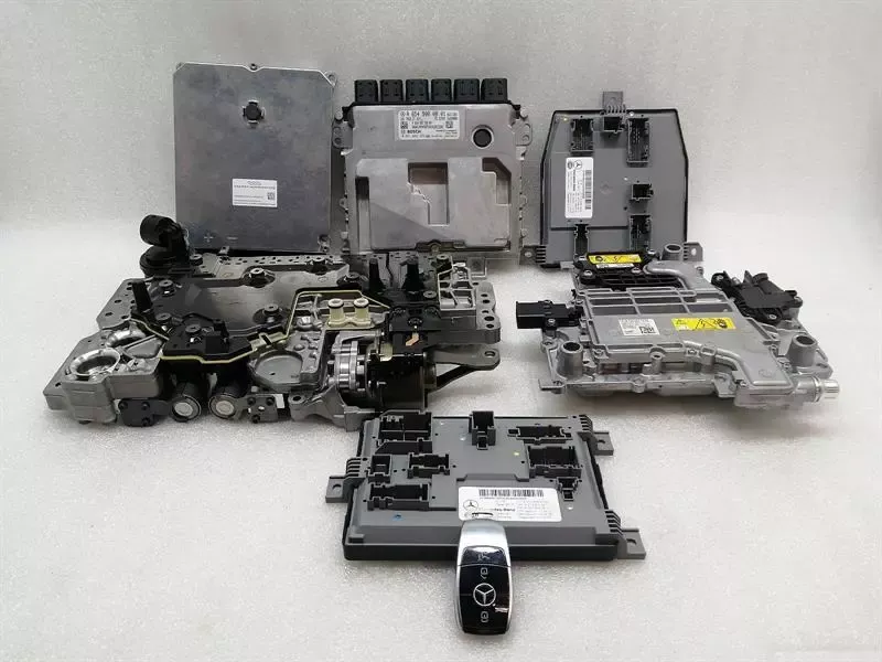 Mercedes CLS W257 ECU на двигателя A6549000801 Блок за управление на двигателя КОМПЛЕКТ M654 2022
