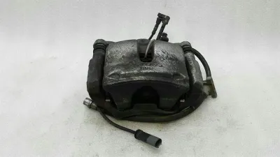 BMW X1 F48 F46 F60 преден ляв апарат 6860267 спирачен апарат преден ляв