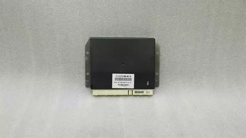 Mercedes E Class W213 Suspension Module A2139009618 Control Unit Air Suspension