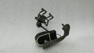 Mercedes C W205 RRH Level Sensor A22290503 Rear Right Level Regulation