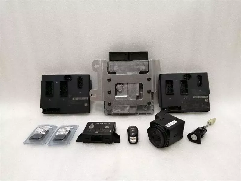 Porsche Boxster 718 982 2.0 двигател ECU комплект 982907309E комплект блок за управление на двигателя