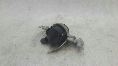 Mercedes A Class W176 Additional Cooling Pump A0005000686 Coolant Pump Diesel