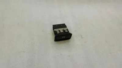 Mercedes A Class W176 Превключвател на ръчната спирачка A2469050451 Превключвател на ръчната спирачка
