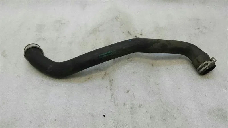 Mercedes R Class W251 Тръба за охлаждане A2515011382 Маркуч за охлаждаща вода M272
