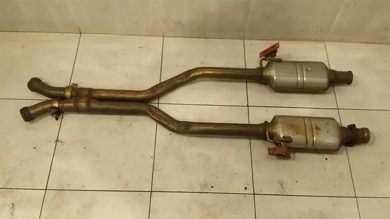 Mercedes R Class W251 Down Pipe A2514903715 Ауспух M272 V6