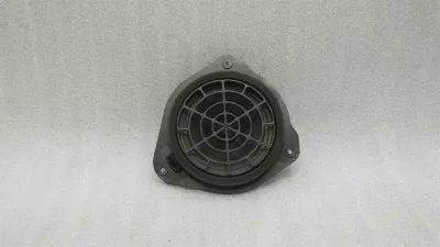 Audi A1 8X Speaker 8X0035411A Speaker BOSE