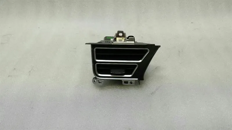 Tesla Model S 75 RHD Right Air Vent 1023270-00-C Right Hand Drive