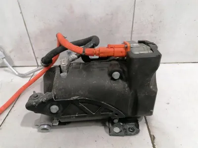 Porsche Taycan 9J A/C Compressor 9J1816797A Air Conditioning Compressor