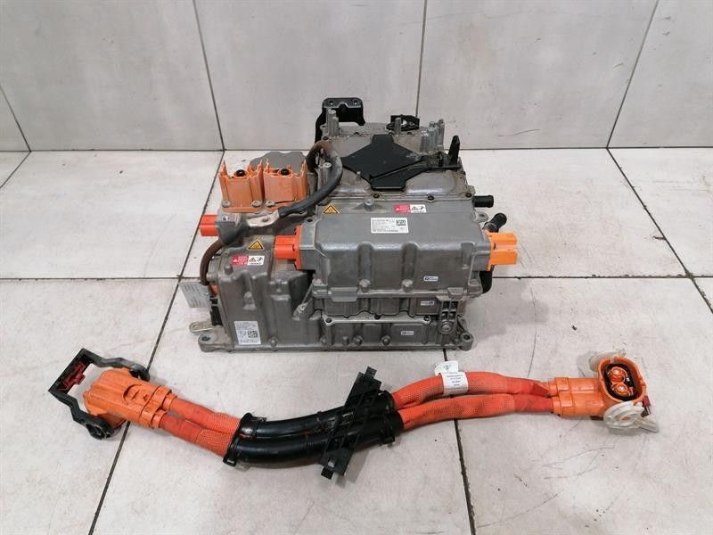 Porsche Taycan 9J electronic module 9J1959663BF control unit damaged