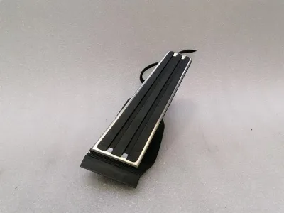 Педал на газта Porsche Taycan 9J (електрически) 992723507 газ