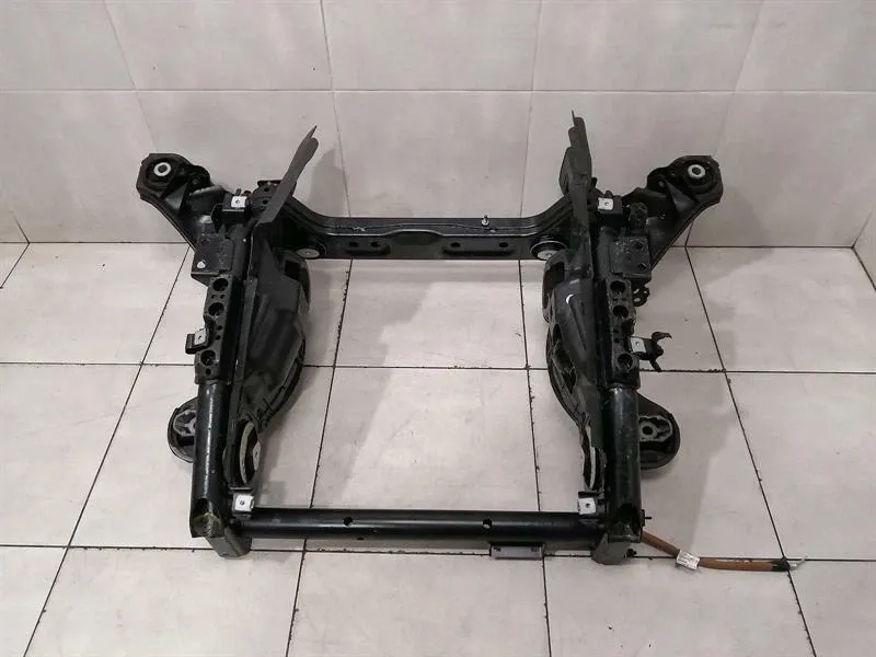Mercedes EQC400 EQC N293 subframe rear A2933500900 axle frame rear axle