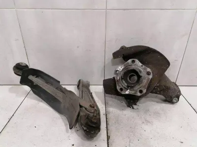 Porsche 911 996 Left Front Hub 99634166505 Wheel Bearing Housing Front Left TURBO C4S