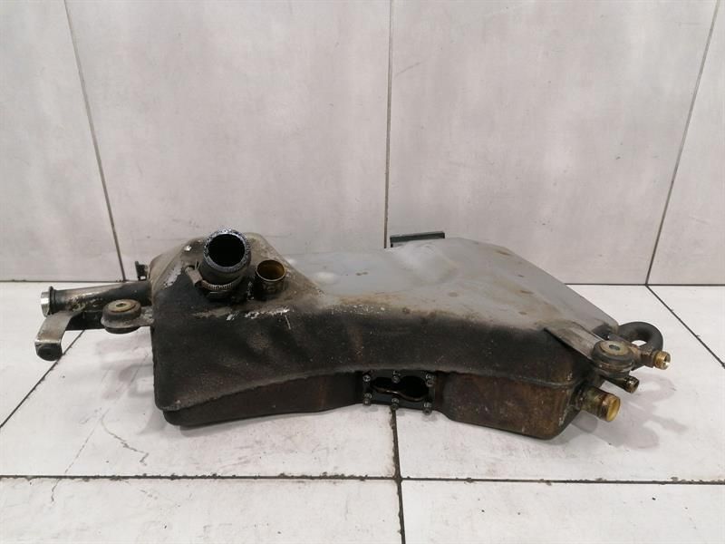 Porsche 911 993 oil sum 993207051 oil tank