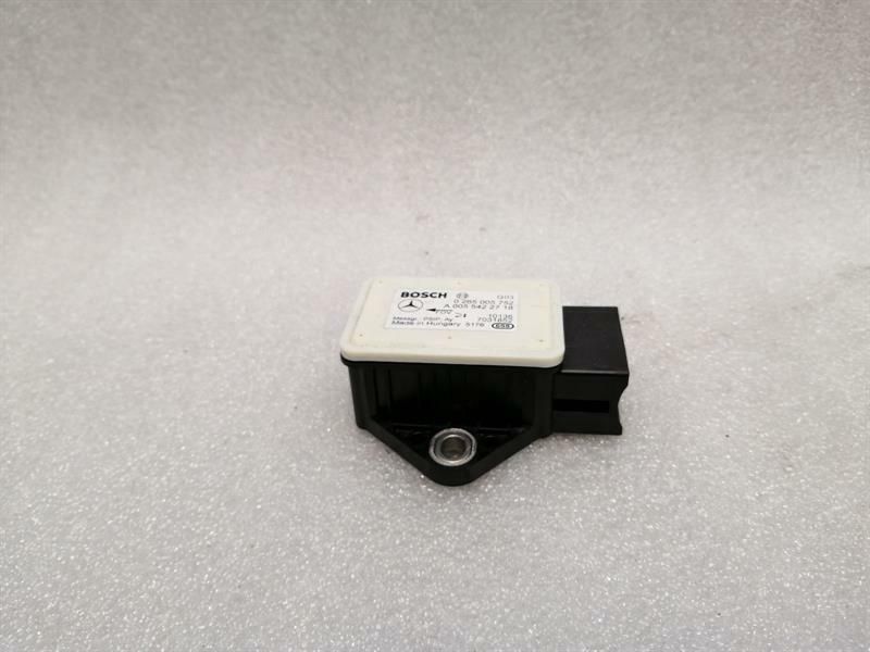 Mercedes SL R230 Yaw Rate Sensor A0055422718 Rotation Rate Sensor
