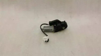 Mercedes GLK X204 front right seat engine A0068205842 seat engine front right