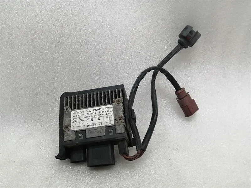 Porsche Boxster 987 electronic module 99761843602 control unit radiator fan