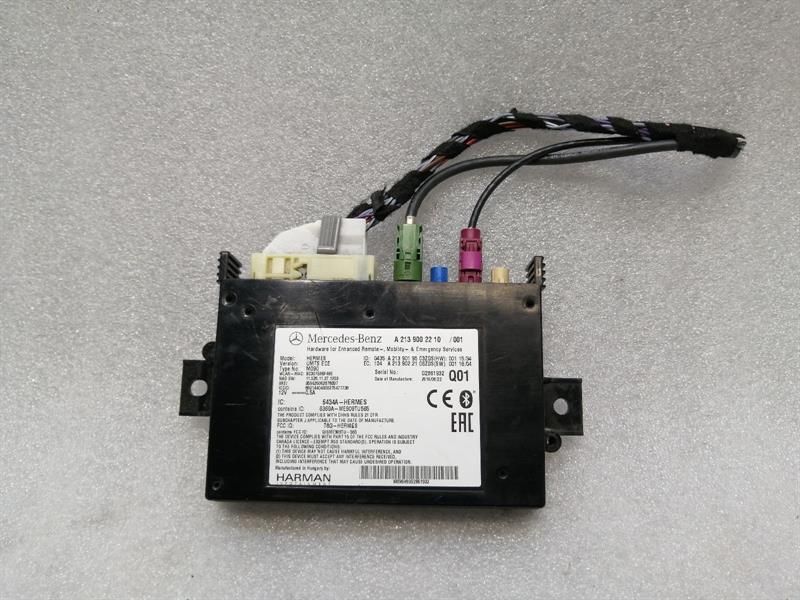 Mercedes C Class W205 Telematics Module A2139002210 Control Unit Communication