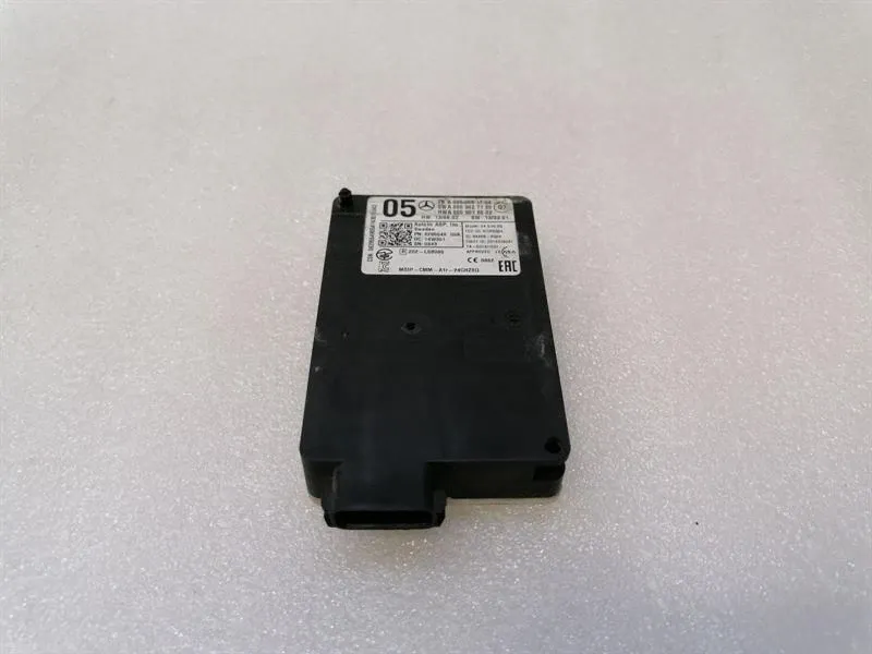 Mercedes S W222 Distronic Radar A0009051704 Control Unit DISTRONIC Blind Spot