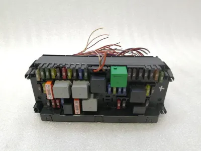 Mercedes E Class W207 Rear Fuse Box A2129000006 Fuse Box Rear SAM