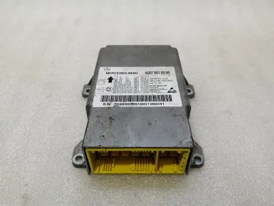 Mercedes E Class W207 Модул за безопасност ECU A2079010300 Блок за управление на въздуха SRS