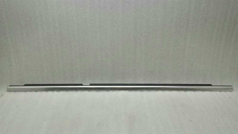 Mercedes GL X166 rear right body moulding A1667351465 strip rear right