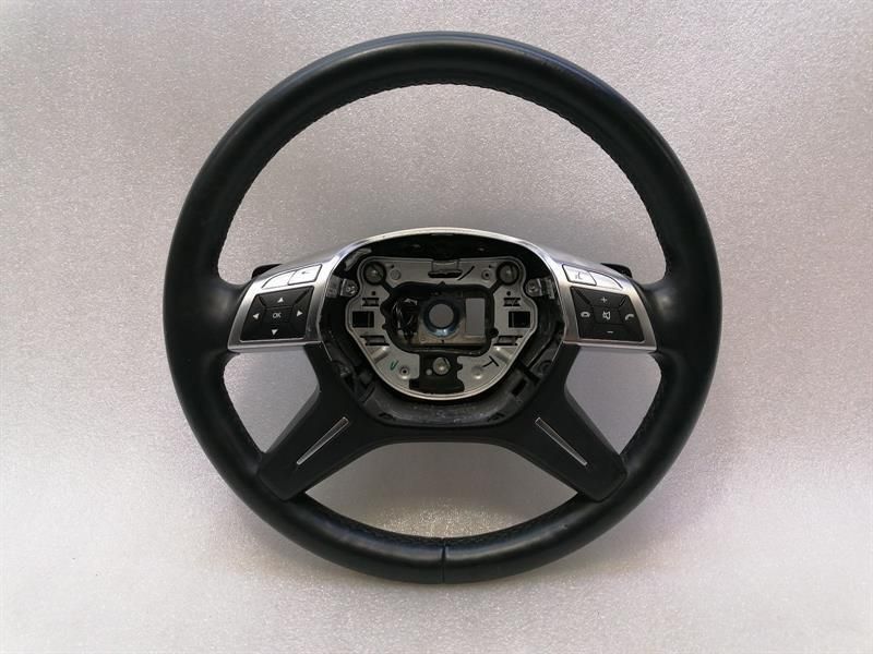 Mercedes G-Wagen W463 Steering Wheel A1664600203 Steering Wheel