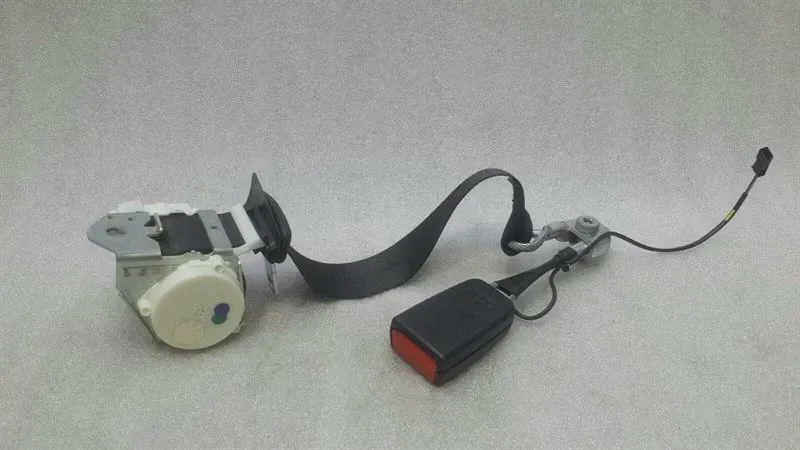 Mercedes W221 rear seat belt A2218604385 seat belt belt rear middle