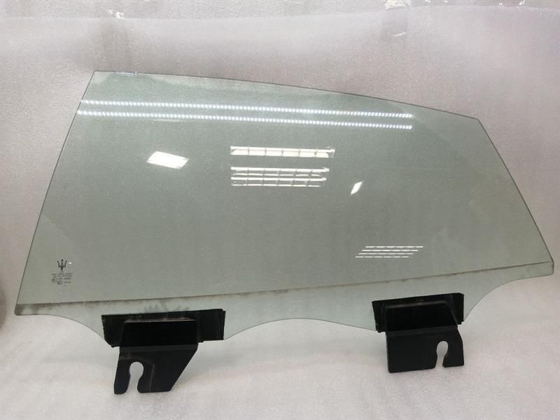 MASERATI QUATTROPORTE VI M156 Left Rear Door Glass 670038131 Türscheibe hinten L