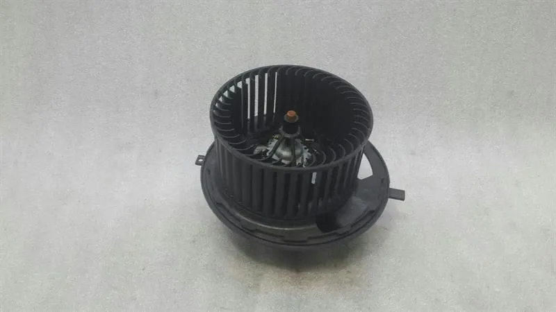 BMW Z4 E89 E90 E92 RHD Heater Blower 6933664 right handlebar