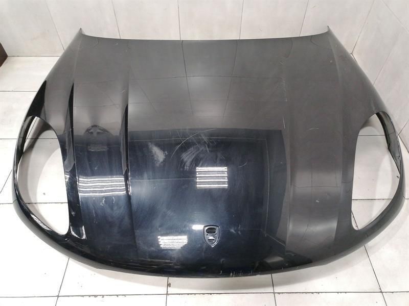 Porsche Macan 95B Bonnet 95B823031 bonnet